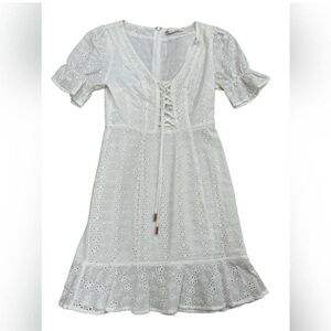 Here Comes the Sun Midi Dress Womens S White Tie Front Eyelet
Broderie Anglaise